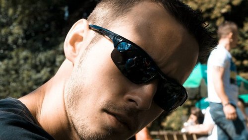 jameswarren32's profile picture. Life is too short to be anything but yourself.