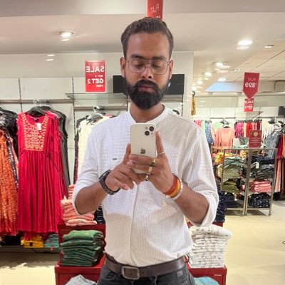 Akashde53199311's profile picture. 