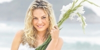 ESTE E O OFICIAL FC DEDICADO A LUA BLANCO DONA BRUNA LUA QUERIA PELO MENOS SER O AR QUE VC RESPIRA SO ISSO ME BASTA LIDA MIN SEGUE