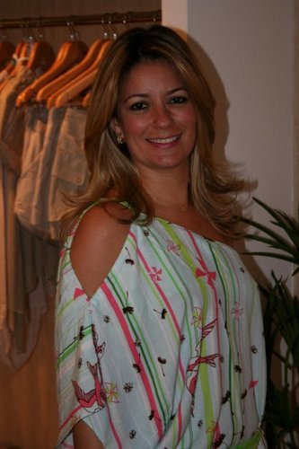 tatiluna_'s profile picture. 