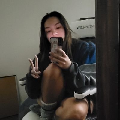 ayeeeeevery_'s profile picture. diagnosed with big sad