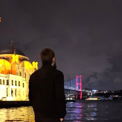 sageibra_'s profile picture. IOS Software Engineer