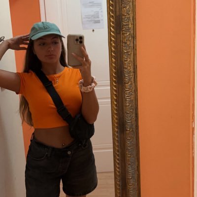 Zaranicole01's profile picture. 