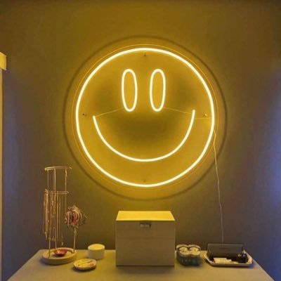 OLUWAS3UN_2's profile picture. RealMadrid⚽️| Machala❤️💯 #Plutomania