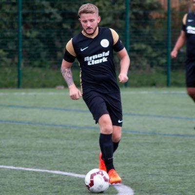 ryancolosseum's profile picture. @yterriersfc ⚽️ @lufc ⚪️ Puggle + Maltese owner 🐶 footballs, dragonballs and pokeballs 👌🏼