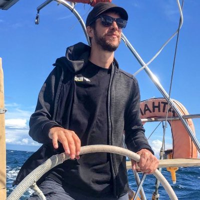 mosamich's profile picture. Founder of @MosaLingua, now working on @myinnercenter

entrepreneurship, personal development, mental health, community, ecology, education,