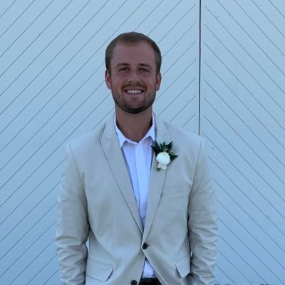 Tweeting every day about crypto & stocks | Learn how to make money 24/7 in @ZzzMoneyClub | Documenting my wealth building journey in real time.
