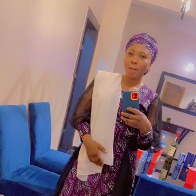 ruka_ajibade's profile picture. 