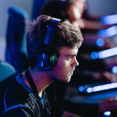 Faceit: 2.8k Elo | VALORANT: Immortal 3 (264rr peak/Top 4k) | Co-owner and Dev of https://t.co/kKyycB2abf