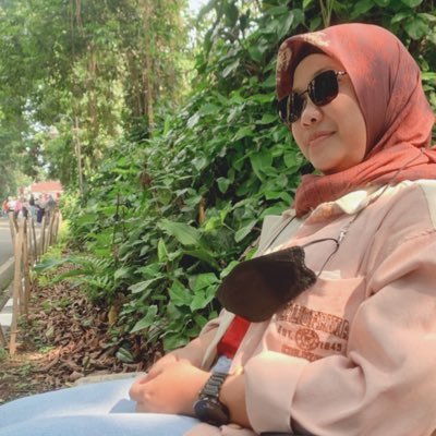 Lisnaaa_711's profile picture. 