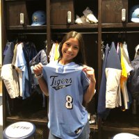 Bella (@bellamorales08) 's Twitter Profile