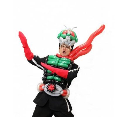 大道芸人 オリジナルいやオレジナルの 対面型バルーンパフォーマンス そこに居るだけで楽しくなるコミカル芸!バルーンはすべて○○○○があります何?何?見に来てね ビビディバビデプー🎈御用件はこちらまで連絡ください h.gorilla85@gmail.com
