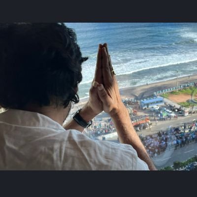 dhanush_pro's profile picture. #cinema fan❤️
no fan fights
#Tollywood♥️