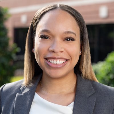 Consultant - Former Public Servant - 2-Time @NCState Grad - Alpha Kappa Alpha Woman - Former Pro & @Wolfpack_TF Long Jumper & Hurdler
