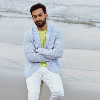 nithin(@nithinchirayath) 's Twitter Profile Photo