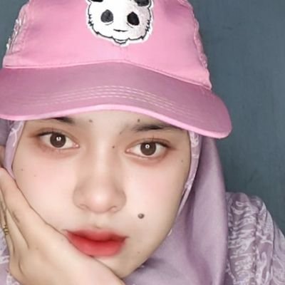 FinaSRK's profile picture. I tell myself that I'll be strong 👏