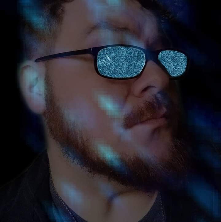 Mr_Static_Blue's profile picture. I don't know, I'm trying. 
A bit of an odd ball, a little simple... Just the way I like it. High ambitions, low expectations.
#CotF