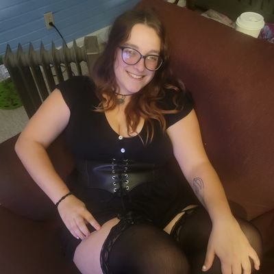 Hey, Hi, Ms. Vi Here!!
29•Amateur Content•DnD Nerd•Homebody•NO PPV•Definition of Love 💖🐈⬛️