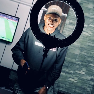 JhayTee02361917's profile picture. 