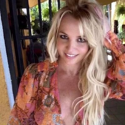 #Britneyarmy 💜