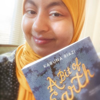 MG author. Newest: A BIT OF EARTH (Greenwillow '23). Blasian Muslim magical girl, perpetual dreamer and educator. Rep: Thao Le #HamlineMFAC July 2021