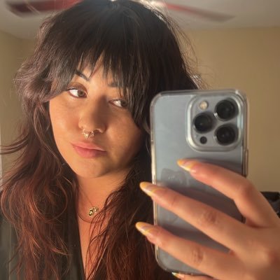 leftwingssoar's profile picture. i work in music.