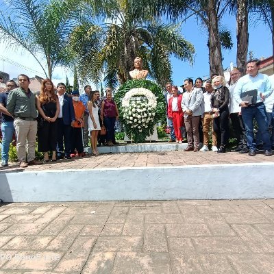 Cuenta grupal de veracruzanos del puerto simpatizantes del Lic Luis Donaldo Colosio Riojas, un político joven, con visión de futuro y un gran legado.