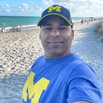 BSME UofM '01 College f'ball & music guru Jungle clone Favorite teams=Lakers, Cubs NL Yankees AL, Ravens & Stars. With an enthusiasm unknown to mankind.