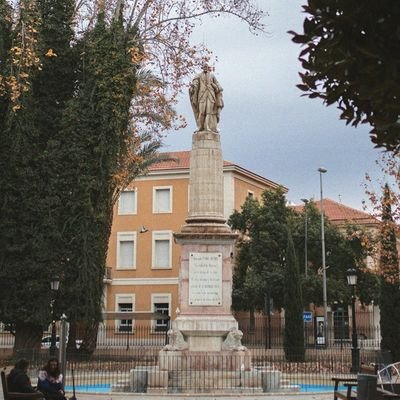 Somos la mayoría silenciosa. Vecinos de El Carmen (Murcia) a favor de la movilidad sostenible, el tranvía y la peatonalización. CM: @Manu_Delg