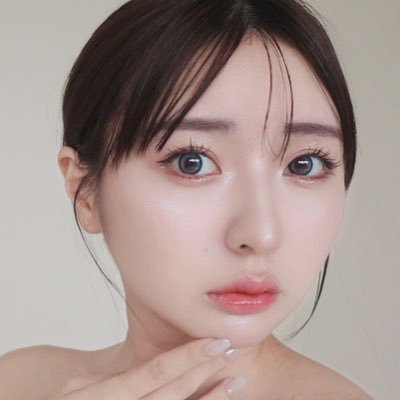 フォローするだけで綺麗になれる美容垢🫶 しっかり食べて健康に痩せる派✌️YouTubeとTikTokもやってるよ🤍ENTP💫