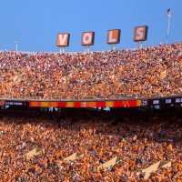 BIG ORANGE (@linn_charles) 's Twitter Profile