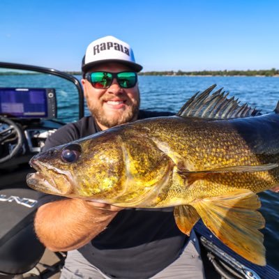 ▪️ Fish-Head At Target Walleye ▪️Philippians 4:13 ▪️ Instagram: @brettmccomas