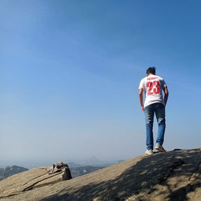 AkshayG40652793's profile picture. ಕನ್ನಡಿಗ😎
ನಮ್ಮ ಊರು ಬೆಂಗಳೂರು
Bengaluru FC 💙❤️ Chelsea FC💙
Memes,Movies and Music ❤️🎶