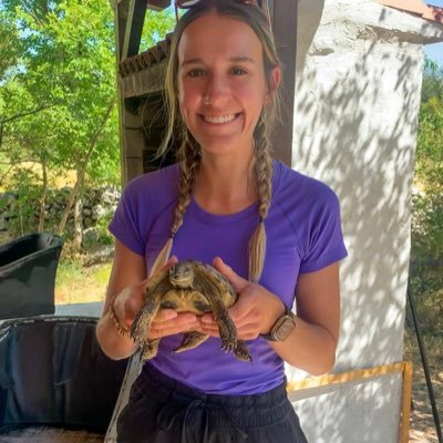 emkpeacock's profile picture. BSc Environmental Management and Wildlife Conservation at UNB 🌿🦉 (she/her)