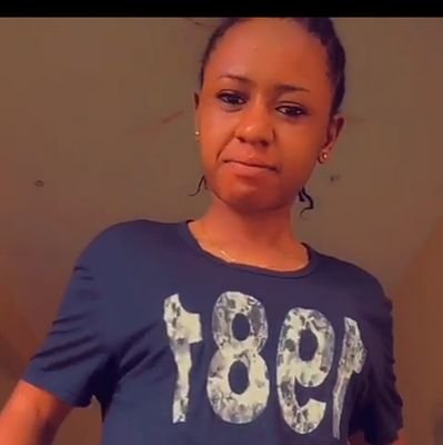 oyebami70233711's profile picture. 🖕