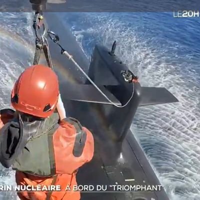 Reporter à TF1 -

Sujets News et Défense

                                                           Instagram : @estherlefebvre