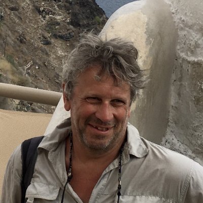 Volcanologist (he/him) @OxUniEarthSci working with @OxfordSparks @STREVAproject @RiftVolc Trustee @Oxford_IF