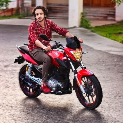 mangool_h's profile picture. Politician 🇧🇫