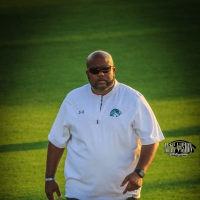 Athletic Coordinator/Head Football Coach Spring High School #LIONMENTALITY  WE ARE #KOTJ . #ΦΒΣ #GOMAB  John 16:33/PVAMU 🏈 1990, 2003 & 2011 FB State Champion.