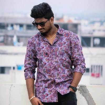 yuvanesh9999's profile picture. 