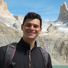 I am a blogger-SEO manager, I love metaverses and nature!