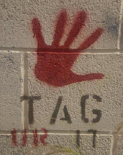 eych_JEE's profile picture. hG. A vying graffiti and street artist from the streets of Southern California, currently dwelling in the East Bay.
 INSTAGRAM: eych_jee