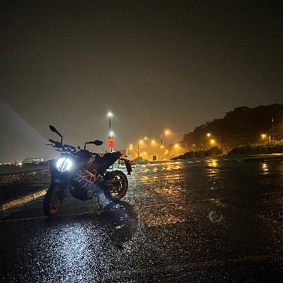 I’m 22 from Melbourne, Australia.
I like to stream so join me on https://t.co/I2l1z4MUjK
