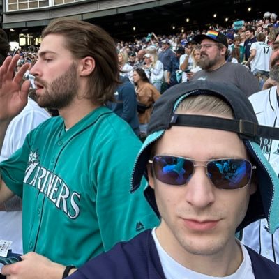 big mariners fan