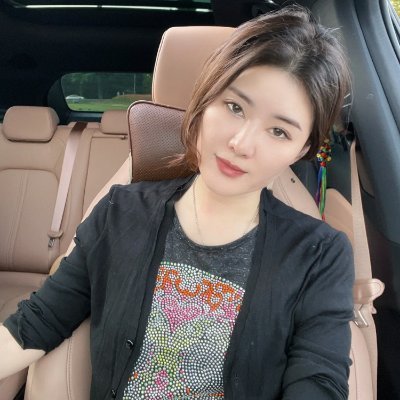 oijj42051129's profile picture. 
