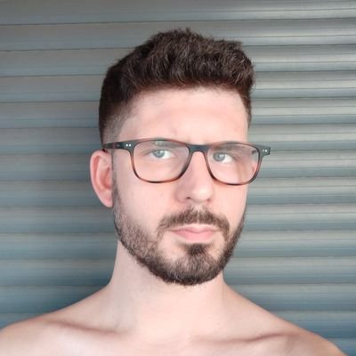 Kike_Rivers_'s profile picture. Perdone que no me levante.