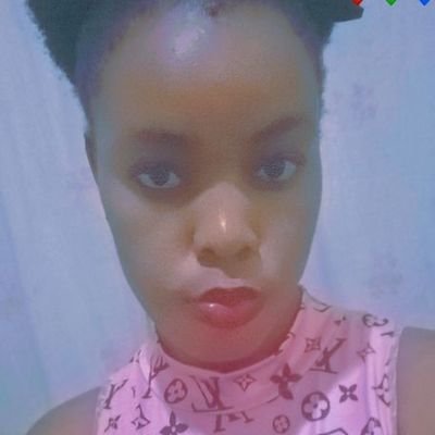 serenahcute1's profile picture. proud journalist 🇺🇬