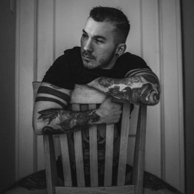 RaidBossRyan's profile picture. I stream on twitch and I talk baseball shit.