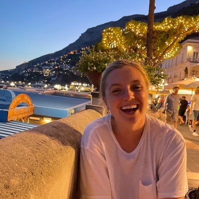 unc ‘21 | lover of books, beaches, and (Carolina) basketball