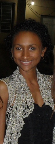 Geógrafa. Professora. Mestre em geografia. Bailarina (fascinada pela Dança)! Carioca. Feliz!